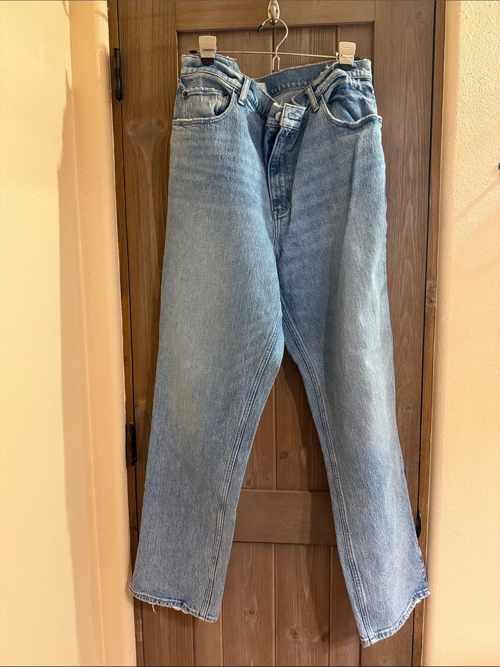 Abercrombie & Fitch Light Wash Straight Leg Jeans